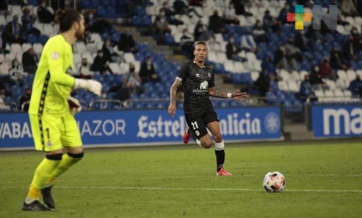 Salamanca cayó en La Coruña, debutó Diego Chávez
