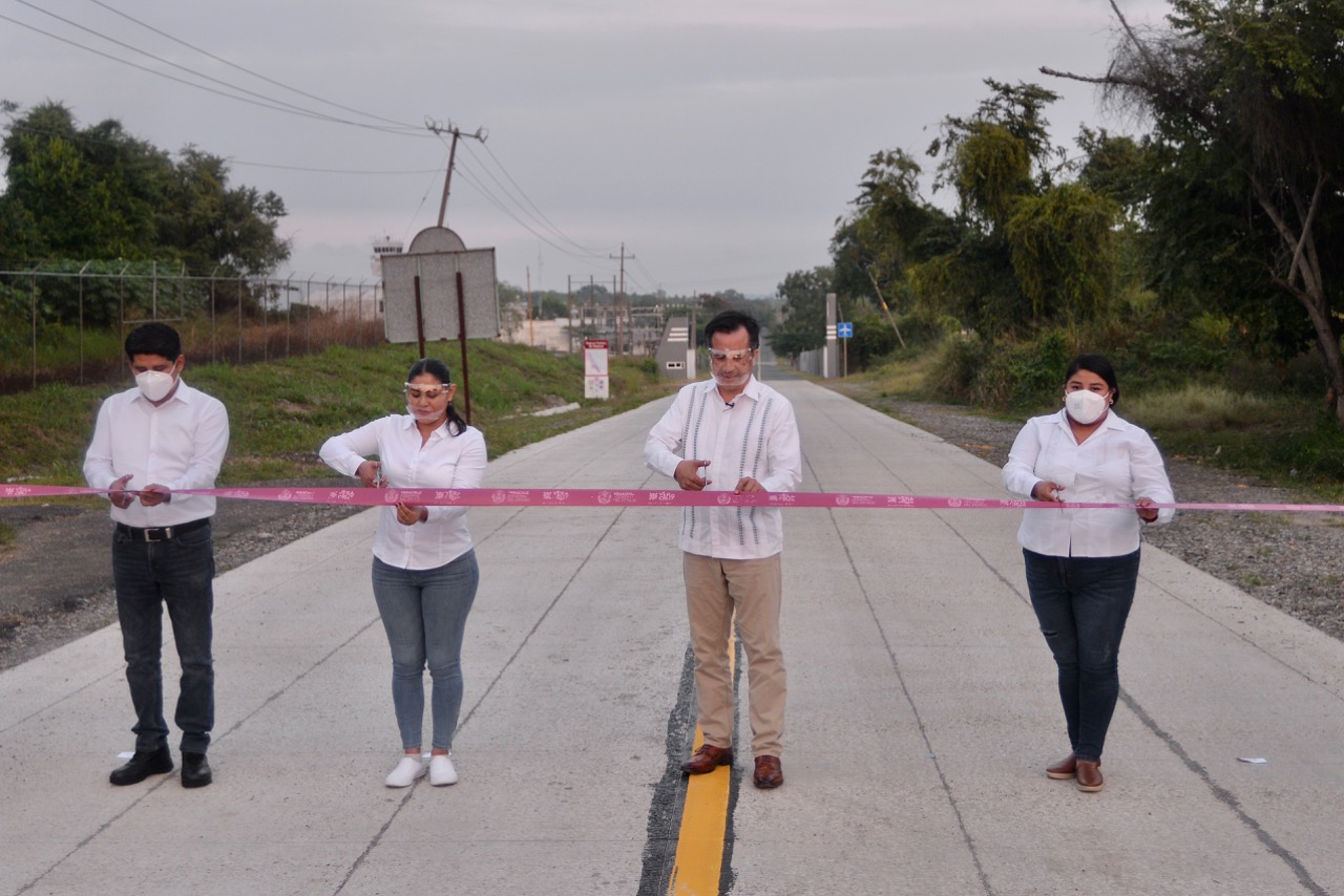 Inauguró gobernador Cuitláhuac García acceso al Aeropuerto El Tajín de Poza Rica