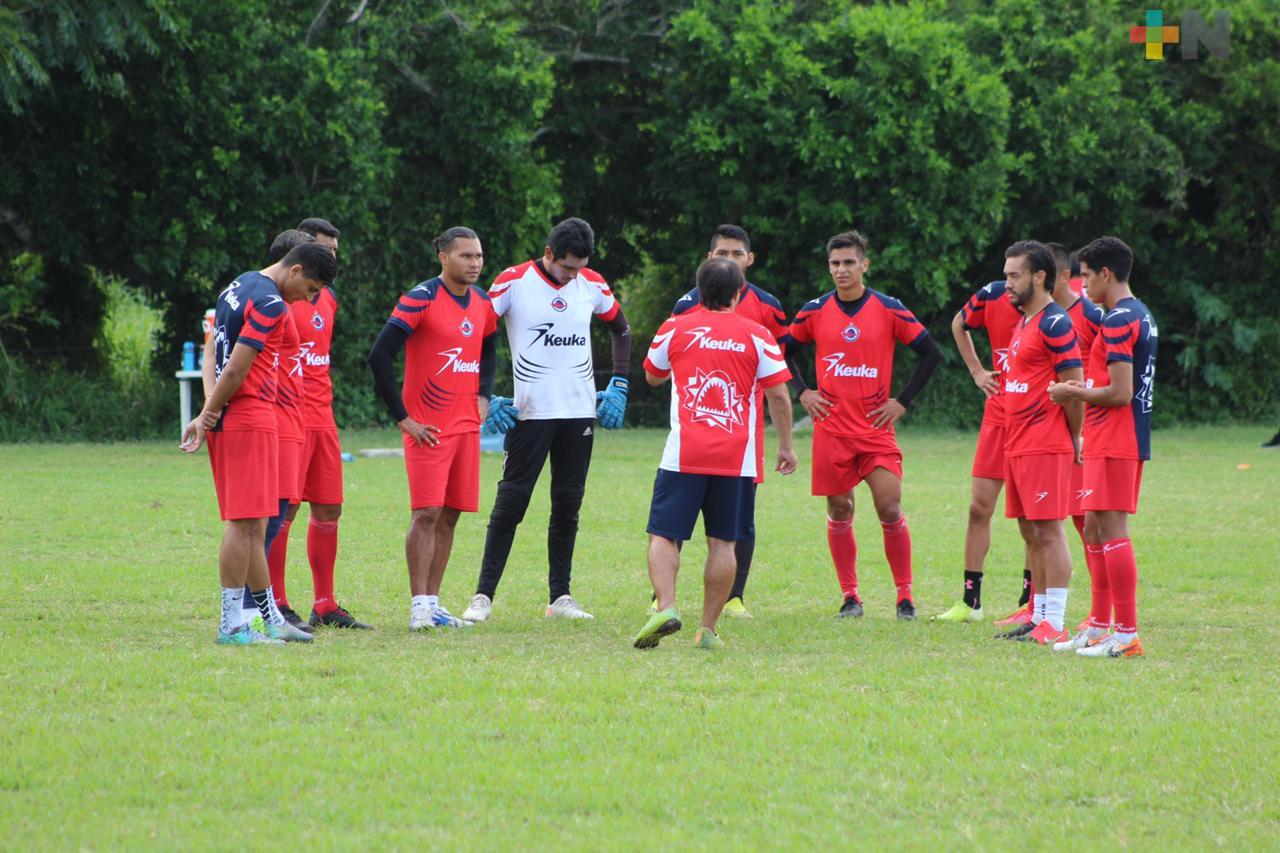 CVF Tiburón prepara su juego ante Acaxees