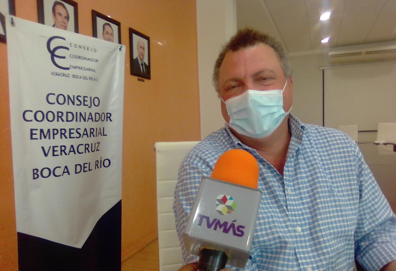 Empresarios de Veracruz apostaron por estrategias tecnológicas para reactivar economía: Exsome Zapata