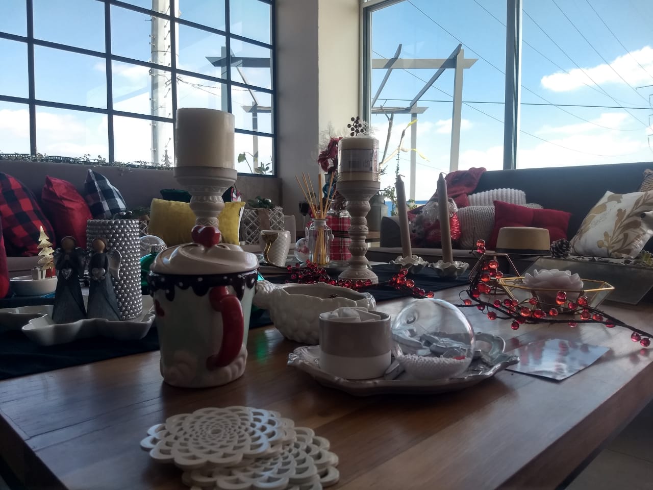 A través del Bazar Clandestino, mujeres xalapeñas generan ingresos: Zazil Reyes