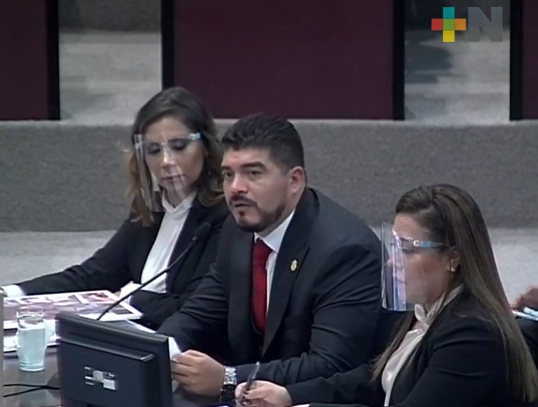 Con herramientas tecnológicas se pudo superar reto de impartir educación a distancia: Zenyazen Escobar