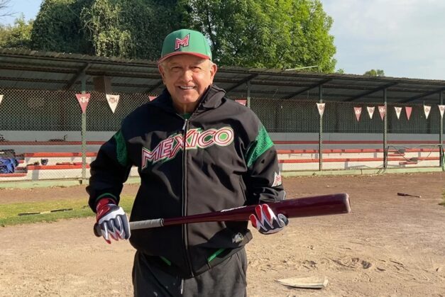 Presidente recomienda practicar deportes en 2021 para mejorar la salud