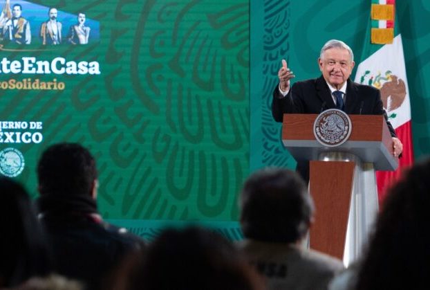 Presidente llama a respetar etapas de vacunación contra COVID-19