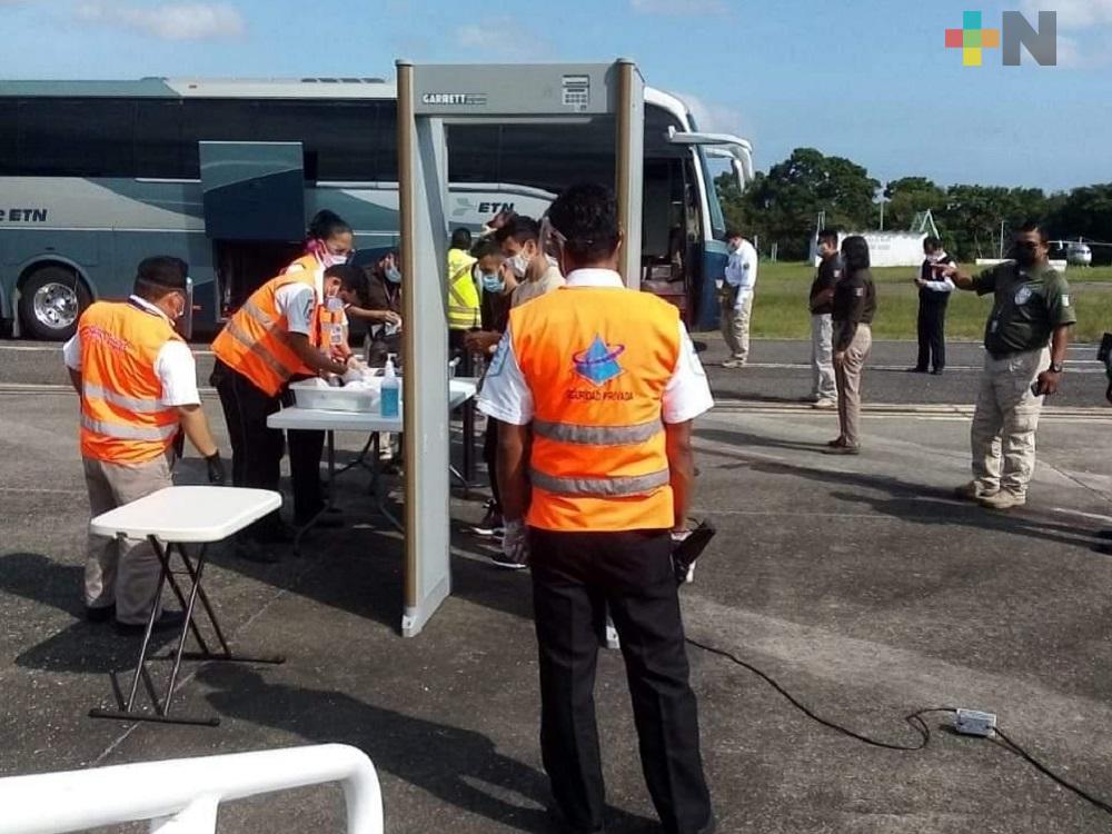 Desde Minatitlán fueron repatriados 136 hondureños por no comprobar estancia regular en México
