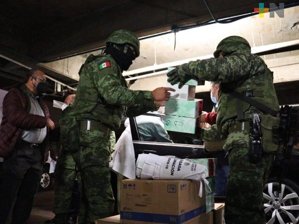 Llegan a hospitales de Coatzacoalcos y Minatitlán primeras dosis de vacunas contra COVID-19