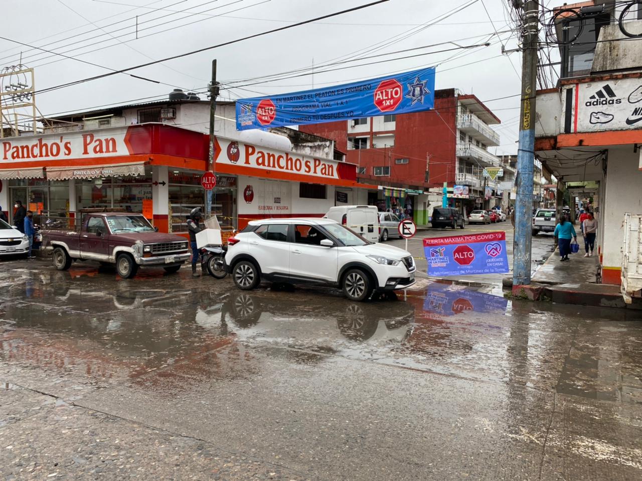 Alerta por covid en municipios de la zona centro-norte reducen movilidad urbana al cerrar calles