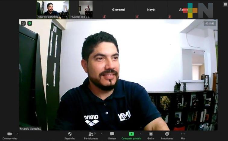 Ricardo González obtuvo certificación FINA, en Clavados