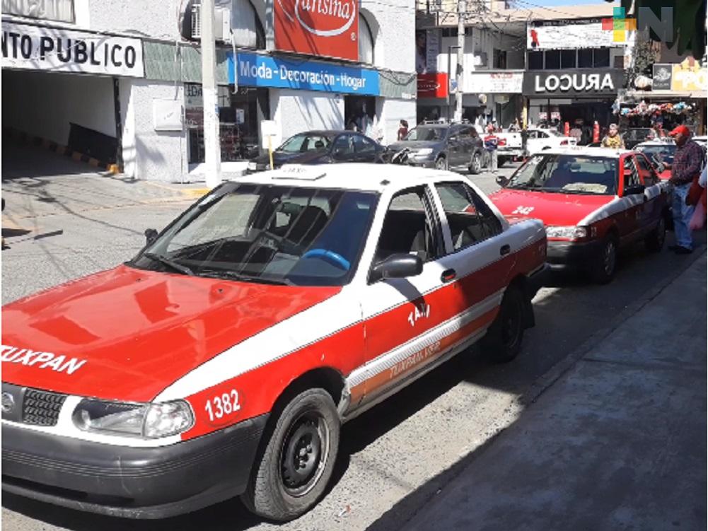 Delegación de Transporte Público en Tuxpan refuerza medidas sanitarias