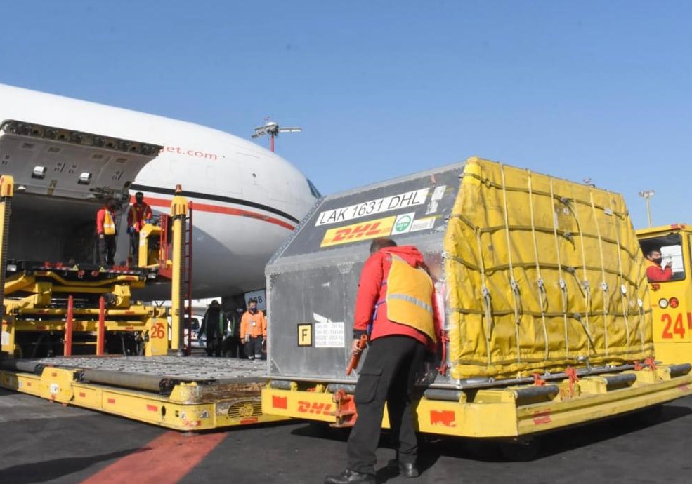 Llegó nueva dotación de vacunas contra COVID-19 a México