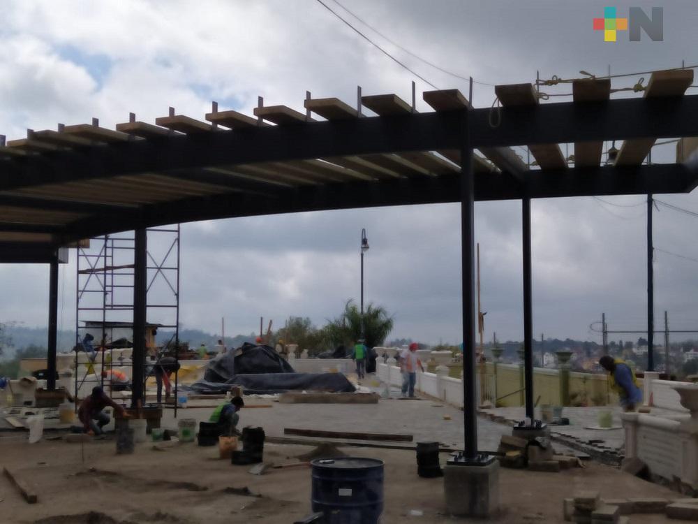 Construcción de pérgola en parque Juárez, no estaba autorizada por el cabildo xalapeño