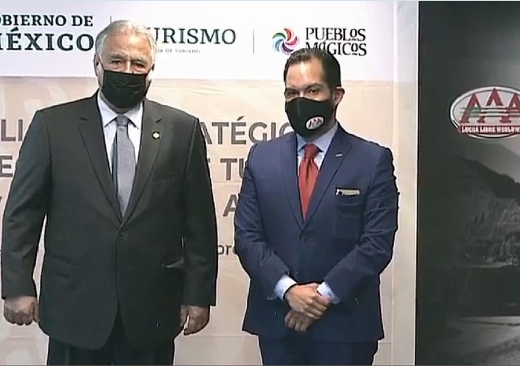 Firma alianza la Secretaría de Turismo con Lucha Libre AAA Worldwide
