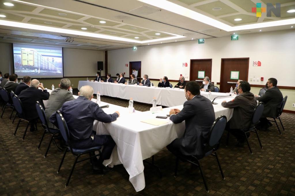 Reiteran empresarios interés por mantener inversiones en Veracruz