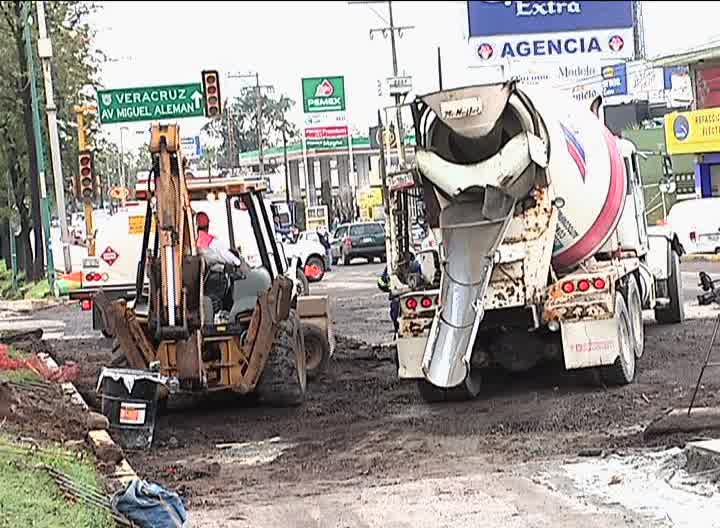En Xalapa reabren el tramo sur-norte de la avenida Lázaro Cárdenas