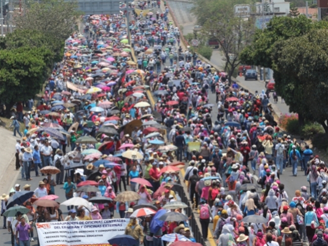 CETEG libera la Autopista del Sol y Congreso de Guerrero