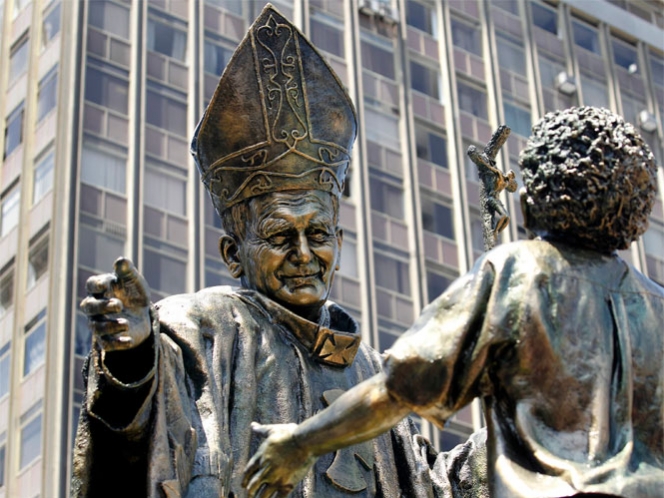Canonización de Juan Pablo II avanza a pasos agigantados