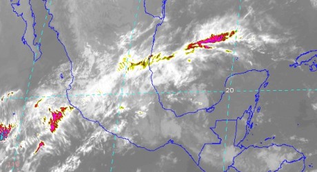 Cielo nublado con nubes medias altas y lluvias ligeras: SPC