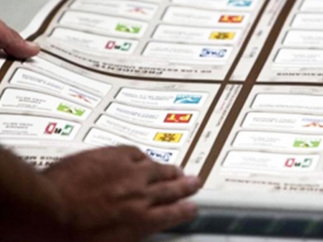 Papelería del INE de proceso electoral del 2018 se convertirá en libros de texto gratuitos