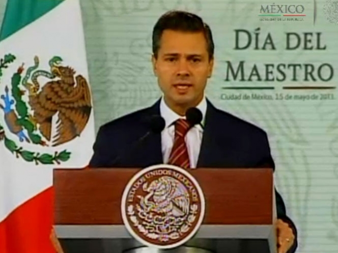 La educación no se privatiza ni se concesiona: Peña Nieto