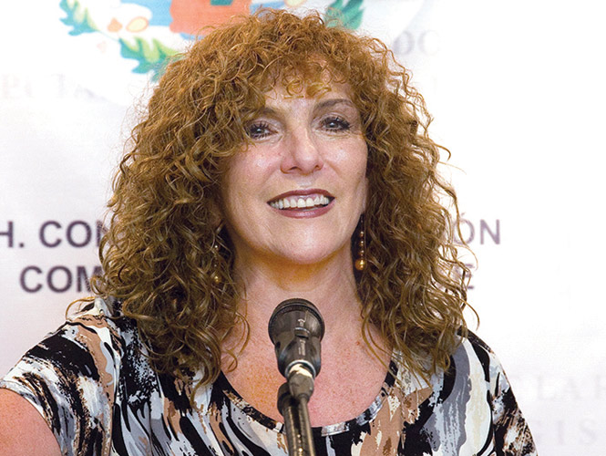 La senadora Luz María Beristain se justifica