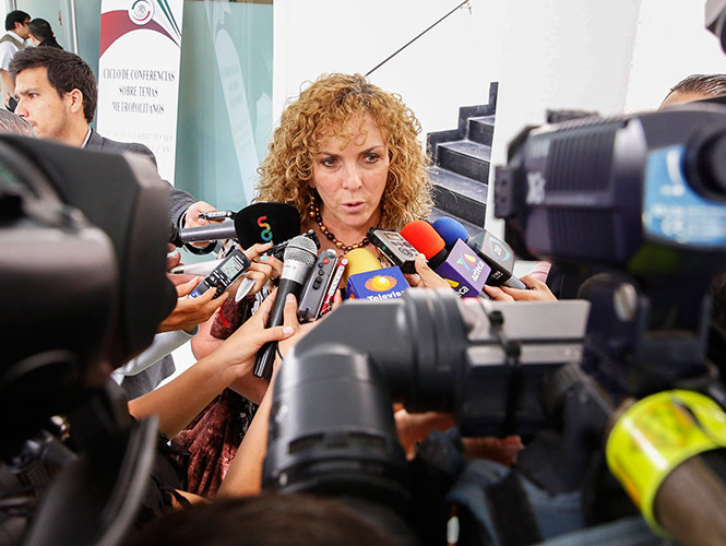 #LadyDelSenado se dice víctima de acoso y pide fiscalía para defender a políticos