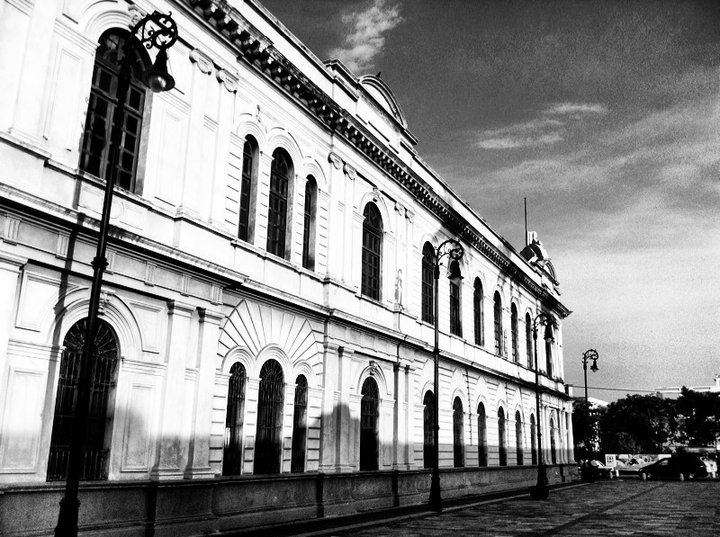 Rehabilitan edificio que alberga a la Escuela de Bachilleres de Veracruz