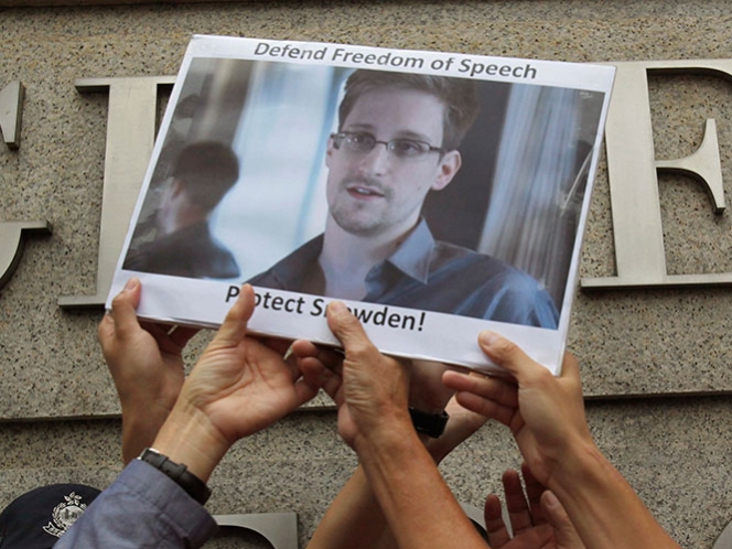 Desmiente Ecuador que haya entregado salvoconducto a Snowden