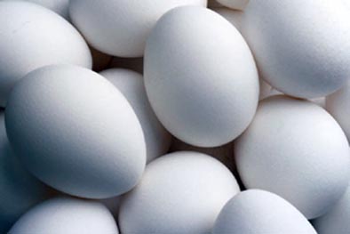 Baja precio del huevo en región sur