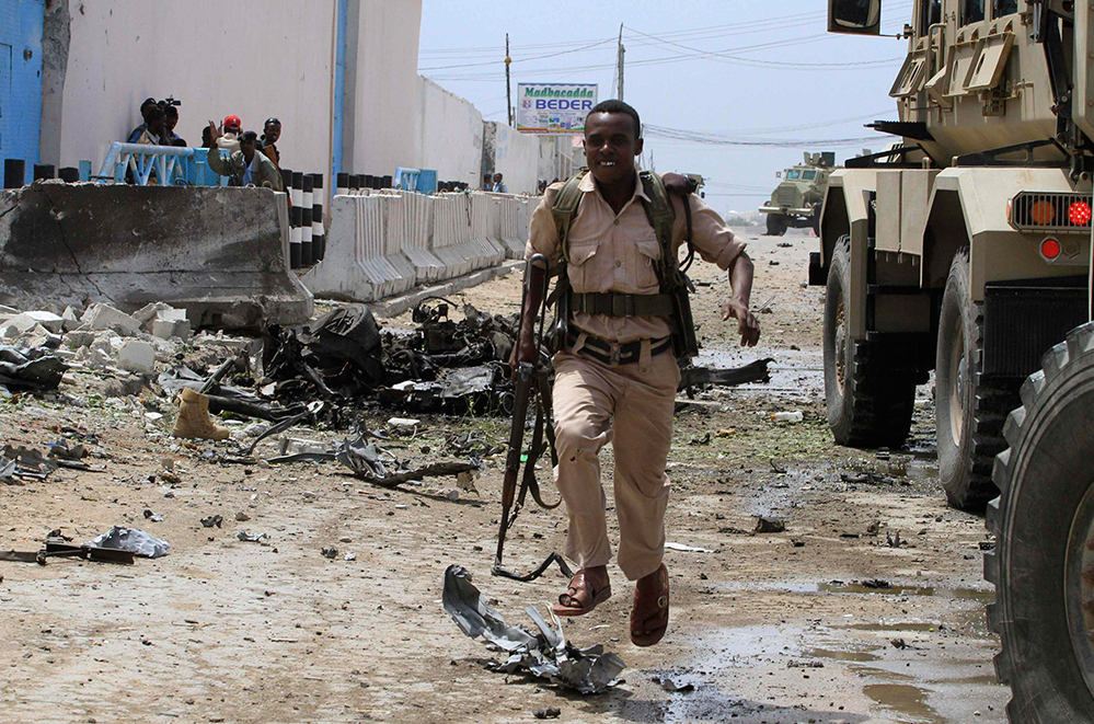 Atentado contra complejo de la ONU en Somalia deja 15 muertos