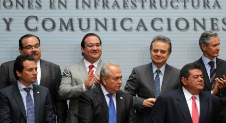 Anuncia Peña Nieto multimillonaria inversión para infraestructura de comunicaciones en Veracruz