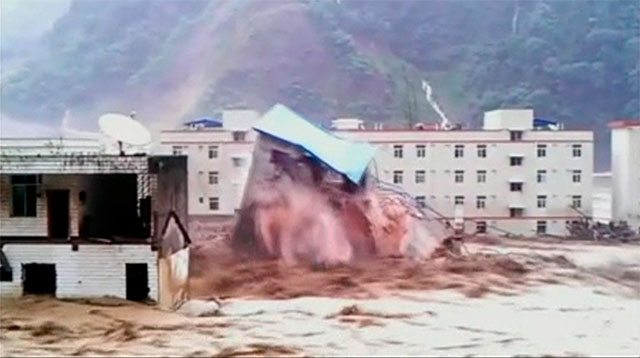 Alud en China sepulta a 40 personas; inundaciones afectan a miles