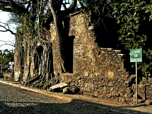Uno de los monumentos más importantes del municipio de La Antigua es la casa de Hernán Cortés, un lugar histórico