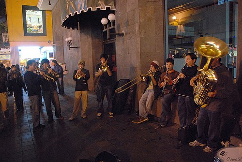 Expresan apoyo a artistas callejeros de Xalapa