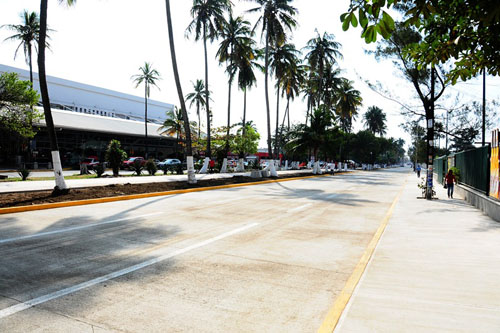 En un mes concluirá la pavimentación del carril norte al sur de la avenida Díaz Mirón en Veracruz