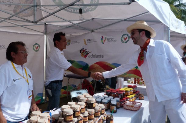 Llega el “Mercado Próspero” a Coatepec