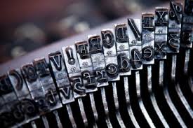 Máquinas mecánicas de escribir se sobreponen a la tecnología