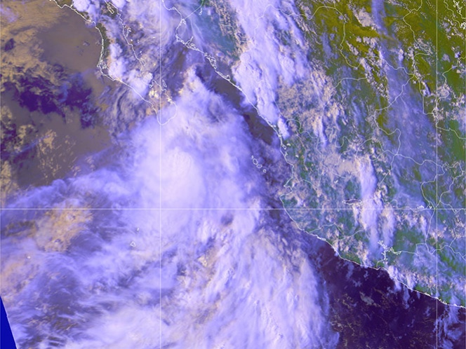 Tormenta ‘Juliette’ impacta a Los Cabos; afectará a BCS y estados cercanos