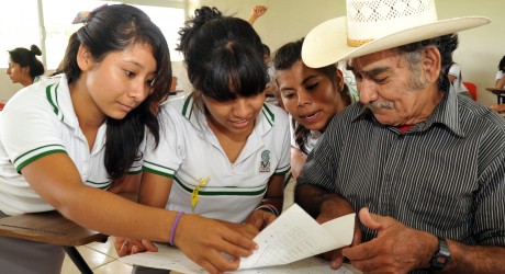Jóvenes Adelante por la Alfabetización ha beneficiado a más de 4 mil veracruzanos