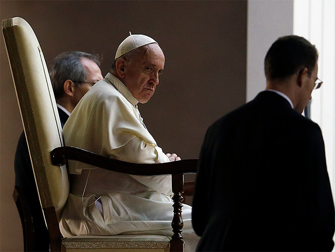 Celebra papa Francisco primera reunión de gabinete