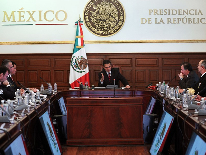 Peña Nieto alista gira para Reunión de Líderes de la APEC en Indonesia
