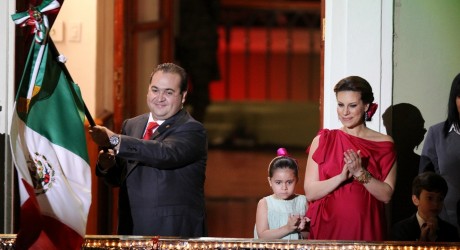 Saldo blanco en la noche del grito de Independencia reportan los 212 ayuntamientos de Veracruz