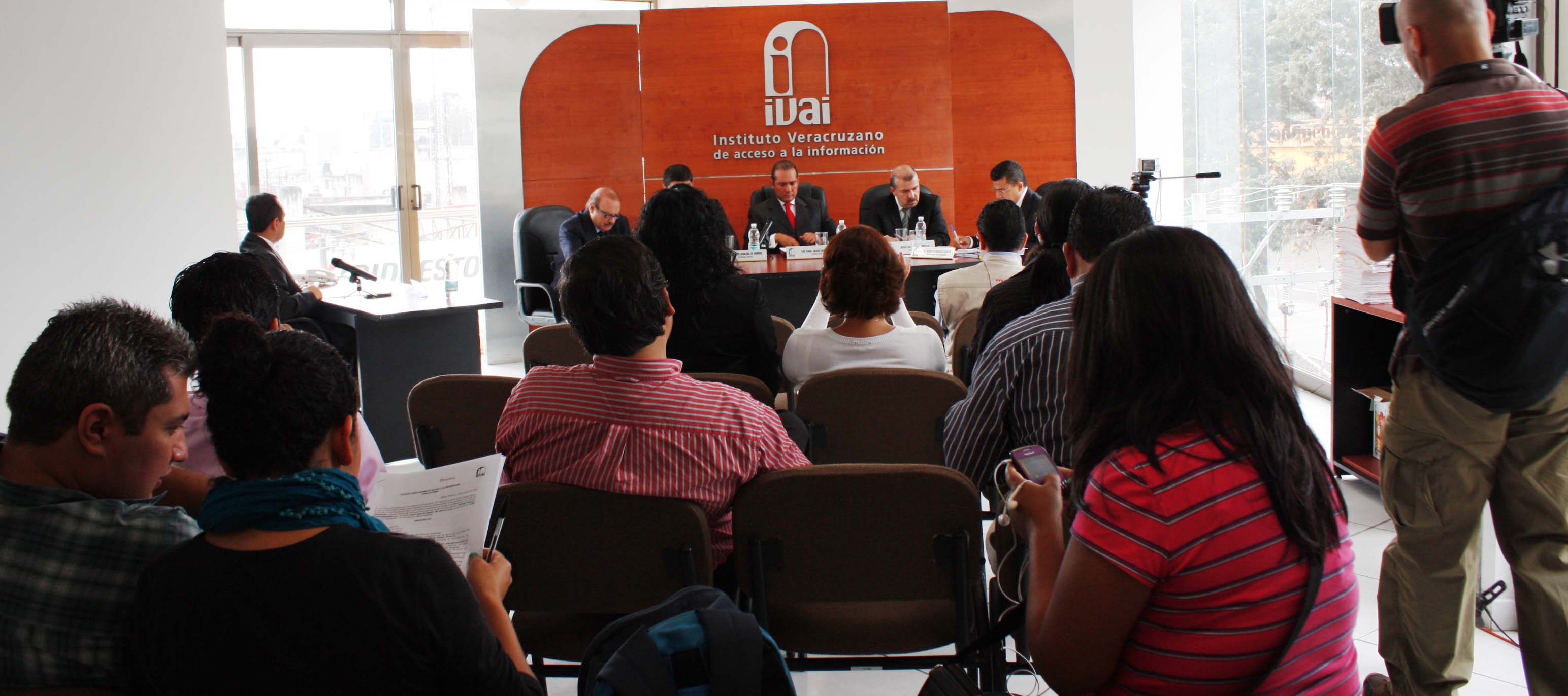 Especialistas en materia de fiscalización y mecanismos de rendición de cuentas analizan la figura de contraloría social