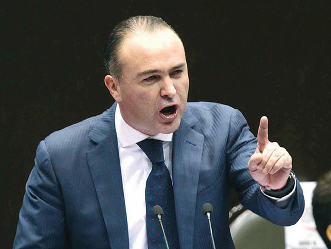 El conflicto magisterial se les salió de las manos: Villarreal