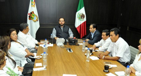 Mantiene gobernador Javier Duarte diálogo con organizaciones magisteriales para atender sus inquietudes