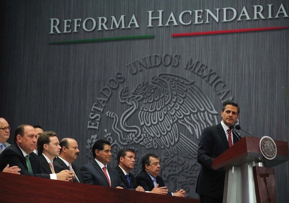 Políticos y empresarios dan su opinión acerca de la Reforma Hacendaria
