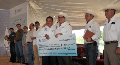 El campo, la mayor fuente de riqueza de Veracruz: Javier Duarte