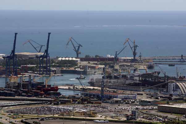 Refuerzan vigilancia en el puerto de Veracruz tras atentados en Francia