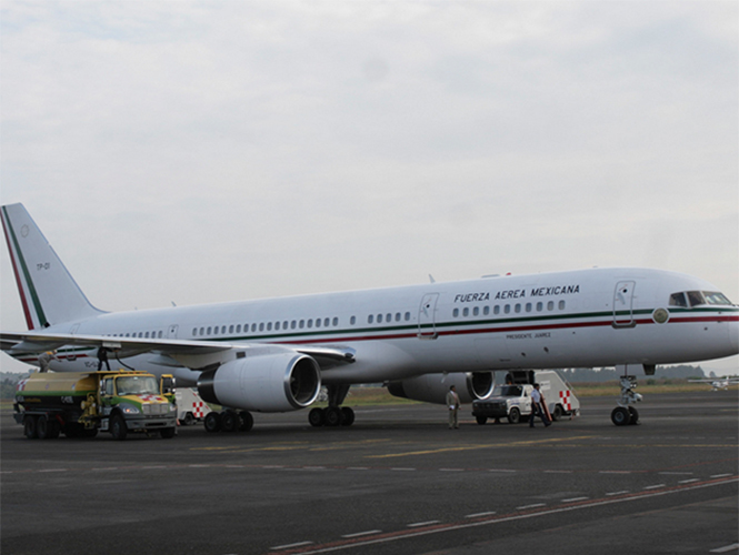 Avión de Peña Nieto hace escala en Alaska y continúa rumbo a Indonesia