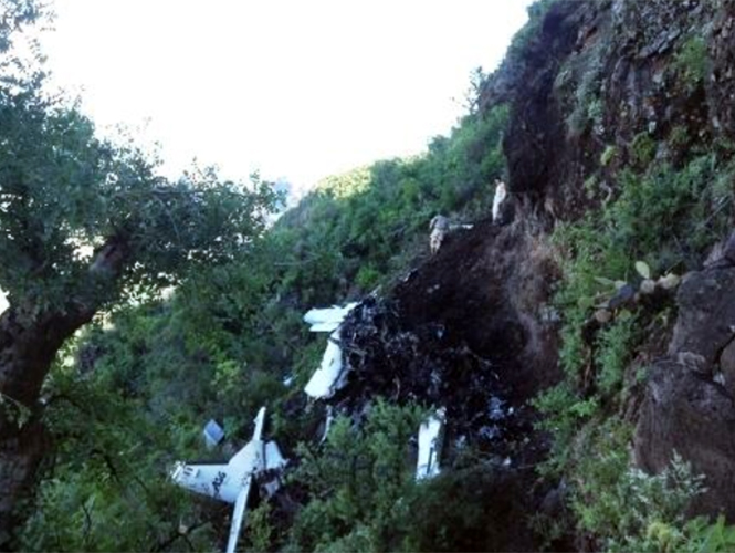 Hoy prevén reanudar rescate de víctimas de avioneta que cayó en BCS