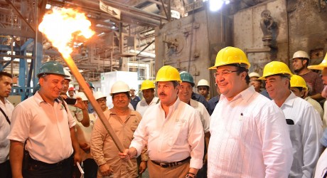 Más de 600 mdp para apoyar a los cañeros veracruzanos: Javier Duarte